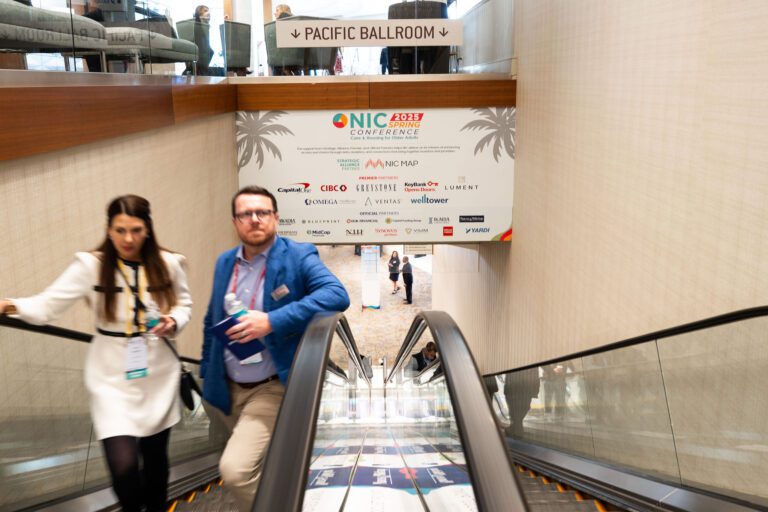 The premier Chicago event photography team for conferences, trade shows, networking events, brand launches, galas and more.