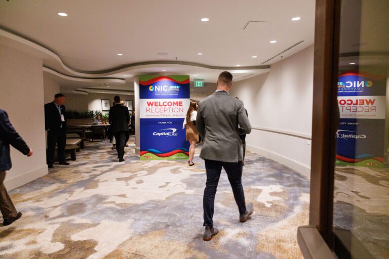 The premier Chicago event photography team for conferences, trade shows, networking events, brand launches, galas and more.