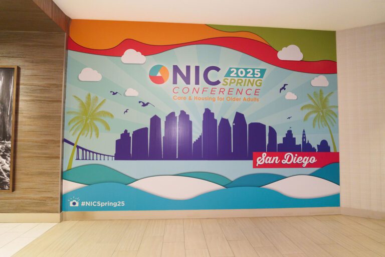 The premier Chicago event photography team for conferences, trade shows, networking events, brand launches, galas and more.