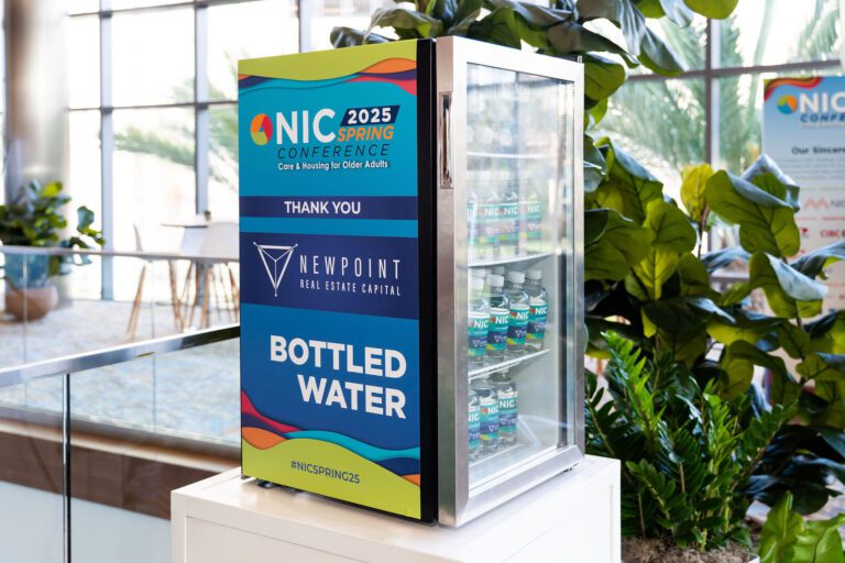 The premier Chicago event photography team for conferences, trade shows, networking events, brand launches, galas and more.